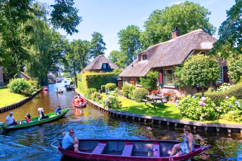 Giethoorn