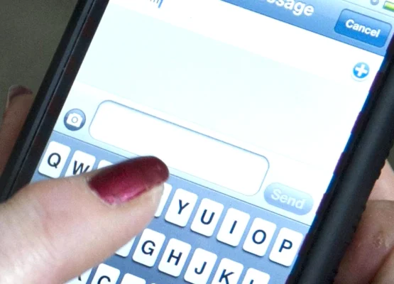 8 Smartphone Keyboard Tricks That Make Typing Faster and Easier