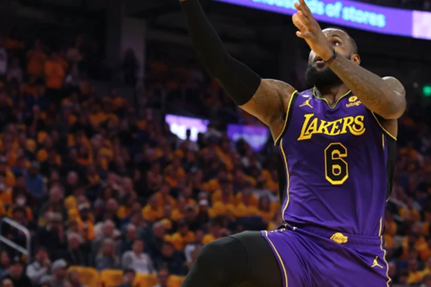 LeBron James Enters Another NBA Season